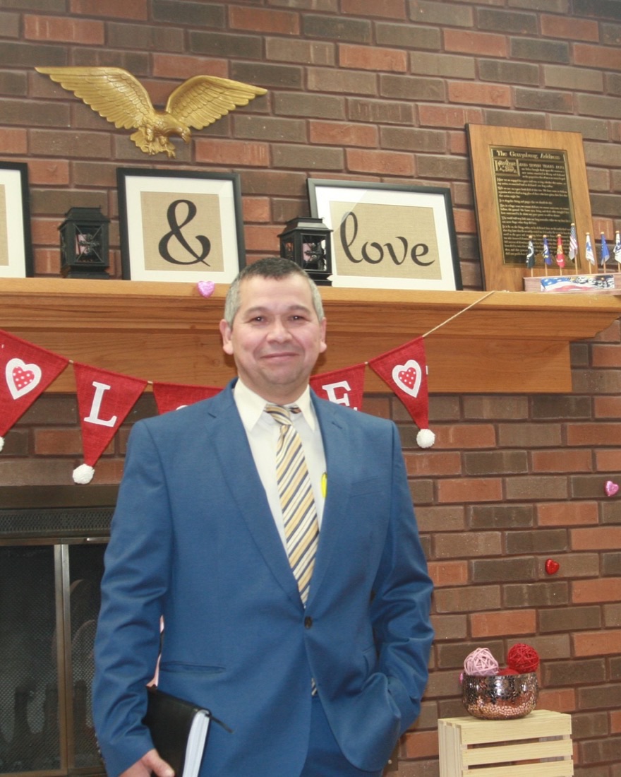 Pastor Jorge Montoya